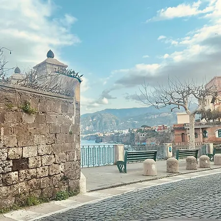 Accademia 39 Konukevi 4*