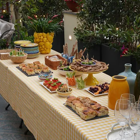 Konukevi Accademia 39 4*